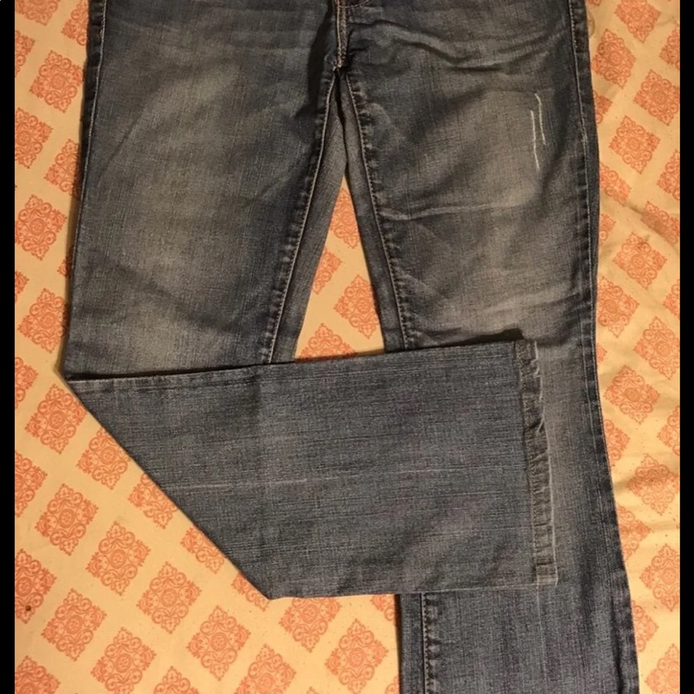 Women’s boot cut Guess denim jeans